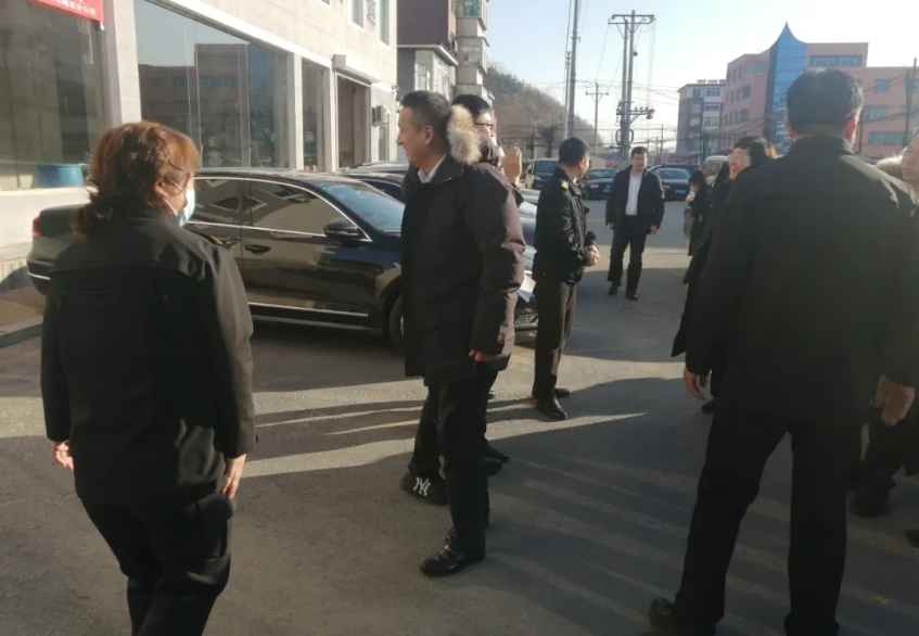 鞍勤集團黨委下基層、聽民意，助推企業(yè)高質量發(fā)展